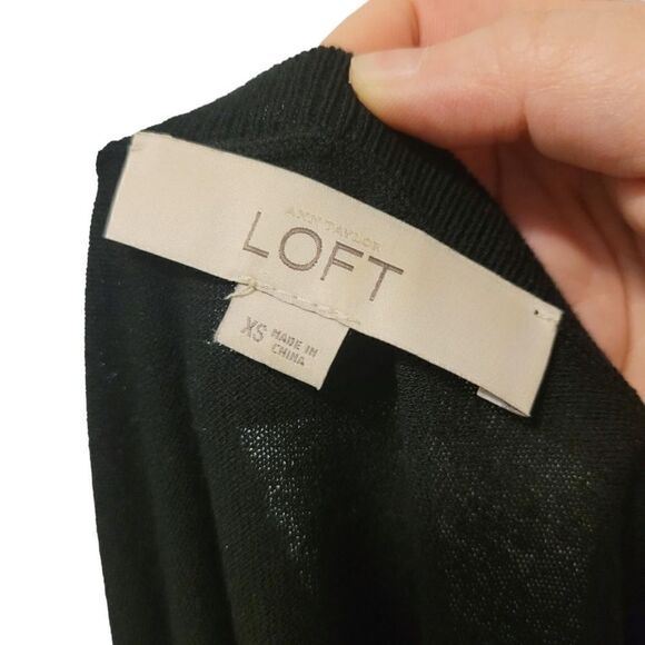 2/$20 Ann Taylor Loft Plain Black Blouse Top Size: Small - Picture 5 of 5
